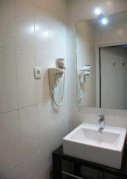 Hotel Les Terres Blanches ชาตู ภายนอก รูปภาพ