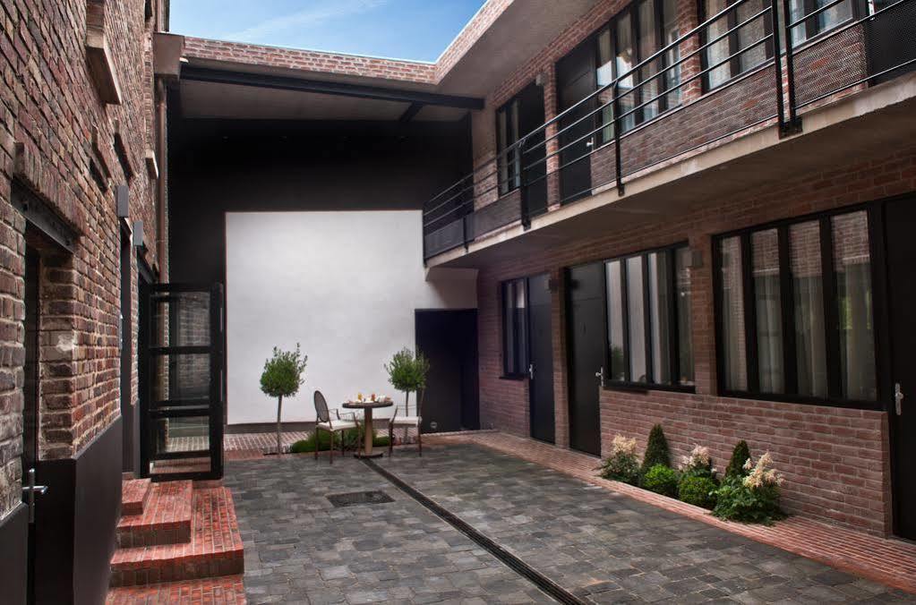 Hotel Les Terres Blanches ชาตู ภายนอก รูปภาพ